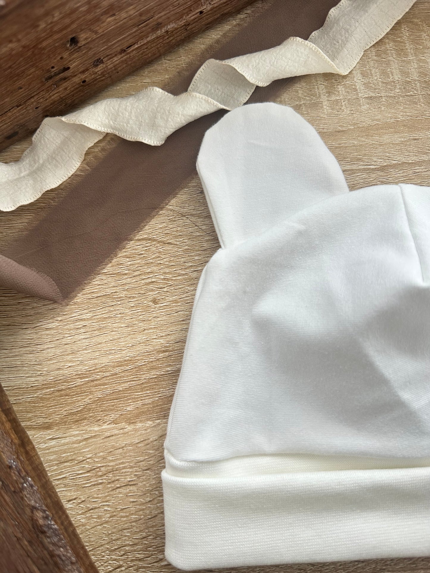 Bonnet ourson écru Oeko-Tex