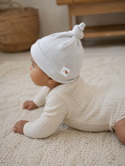 Bonnet blanc en jersey Oeko-tex 6-9 mois en stock