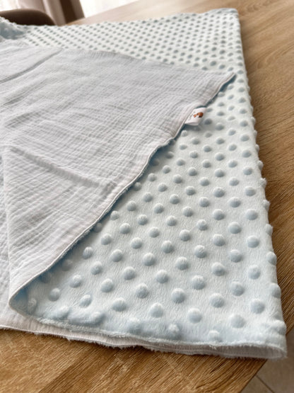 Couverture bébé en minky bleu