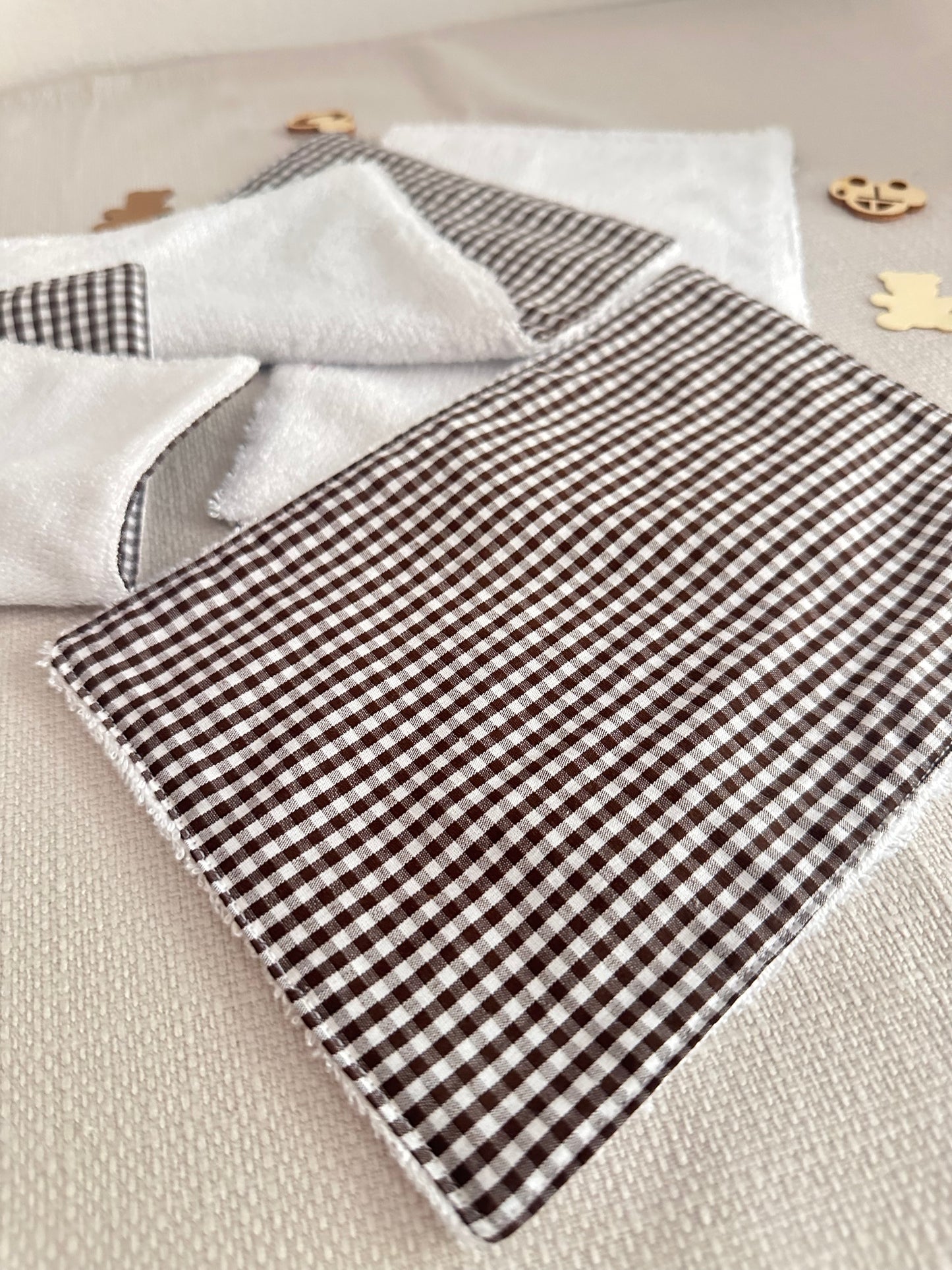 Lingettes en tissu à carreaux marron, certifiées Oeko-Tex