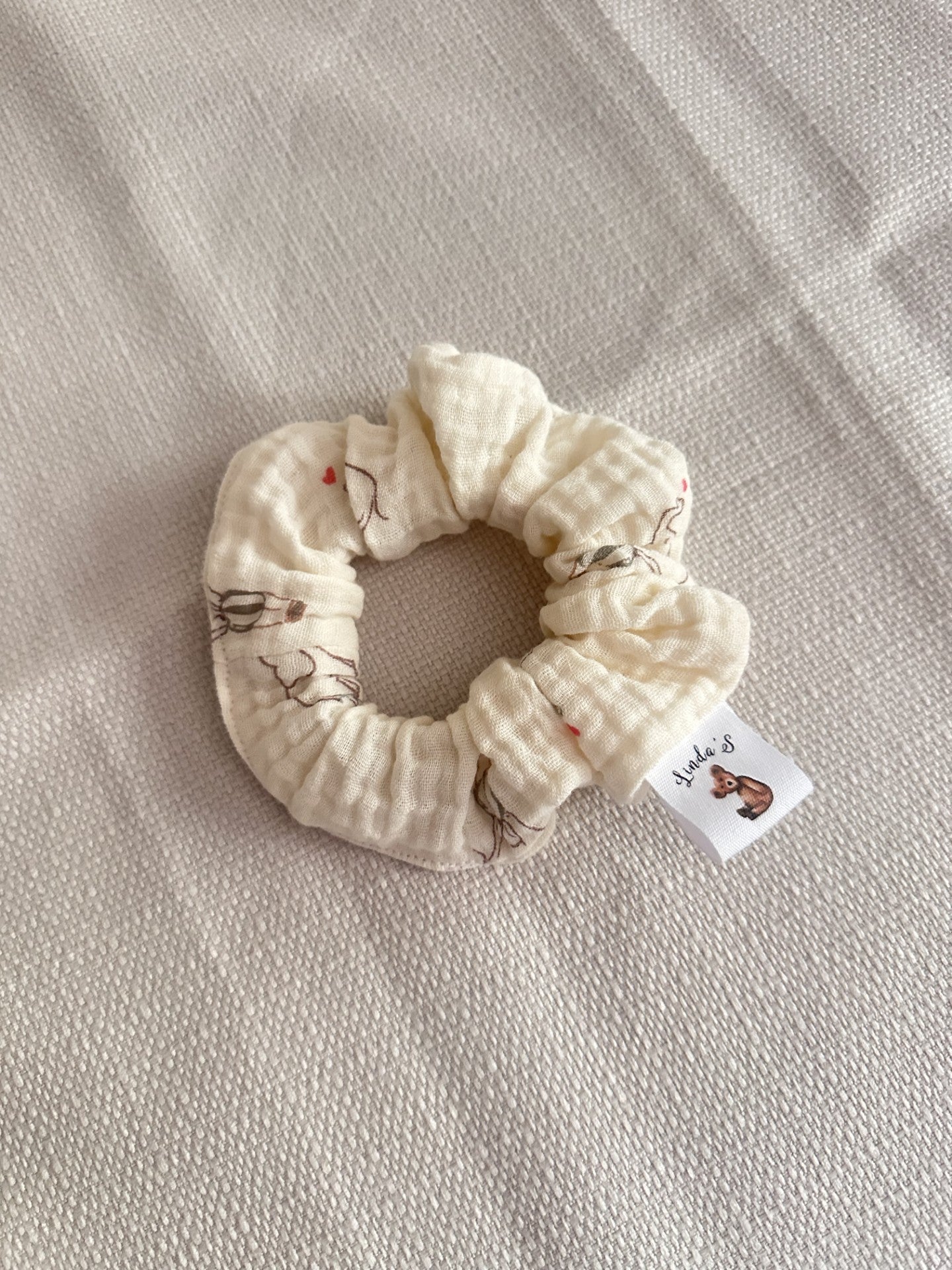 Chouchou en gaze de coton écrue à motif éléphant